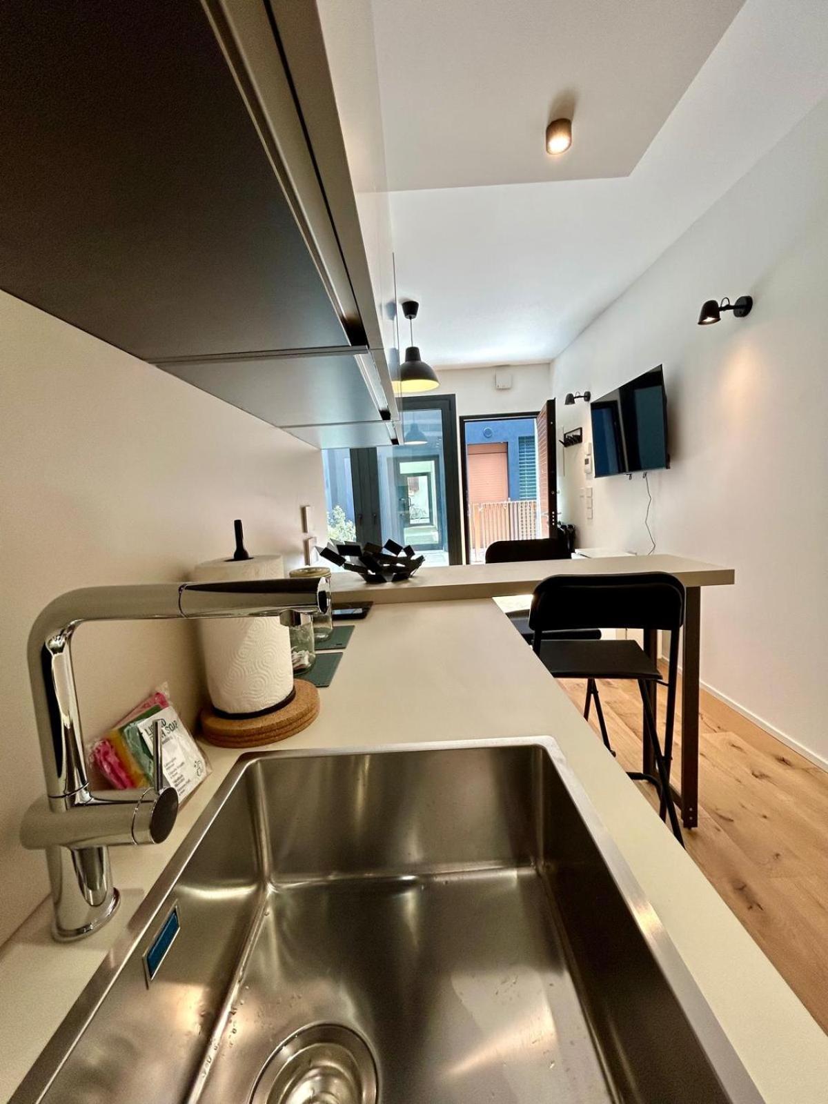 Kibilu Luxury Apt With Terrace, Isola District And Near Garibaldi Station Milano Eksteriør bilde